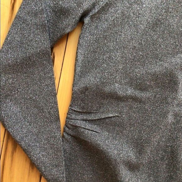 CHELSEA & THEODORE SHIMMERED SILK TURTLENECK M NWT - Picture 6 of 10